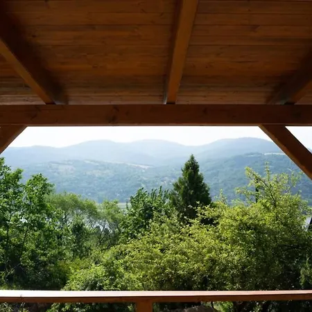 Napkelet Vendeghaz بيت للعطل *